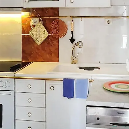 2 Bedroom Stunning In Novi Vinodolski